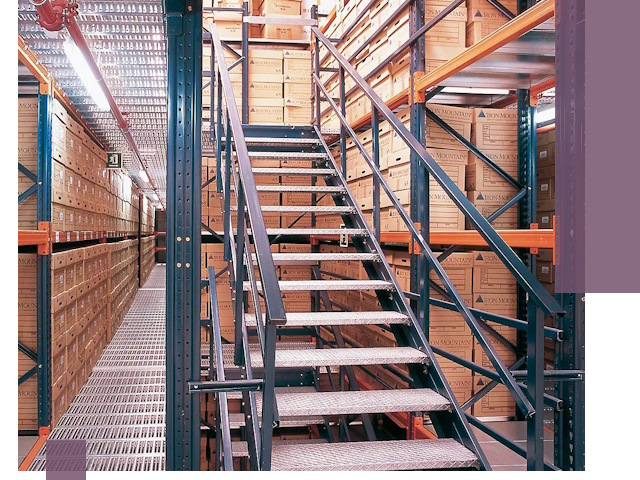 Лестницы складские прочные и безопасные под ключ в Нововоронеже