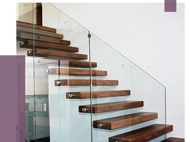 Стеклянные перила для лестницы в Нововоронеже от 14674 руб.